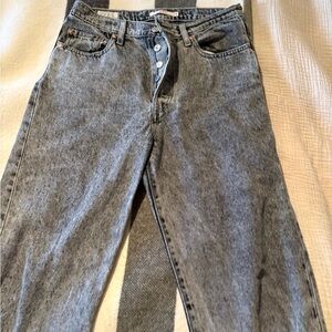 Levi's Light Gray Ankle Jeans